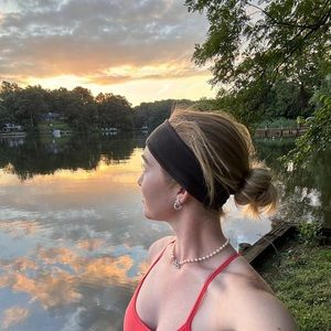 Meet your Posher, Laurel